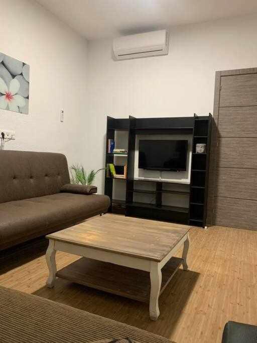 Apartamentos Terra Y Onix Zona Centro Elda Εξωτερικό φωτογραφία