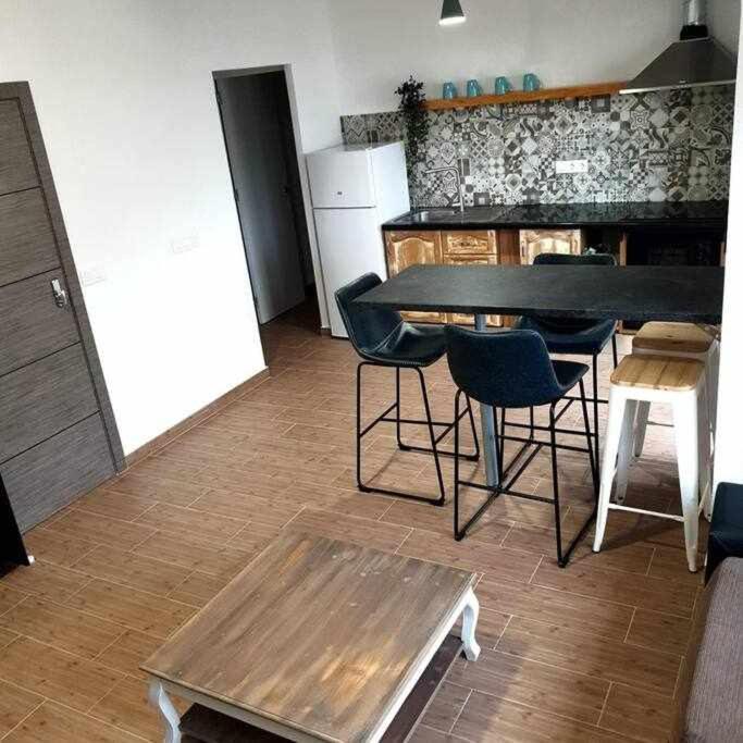 Apartamentos Terra Y Onix Zona Centro Elda Εξωτερικό φωτογραφία